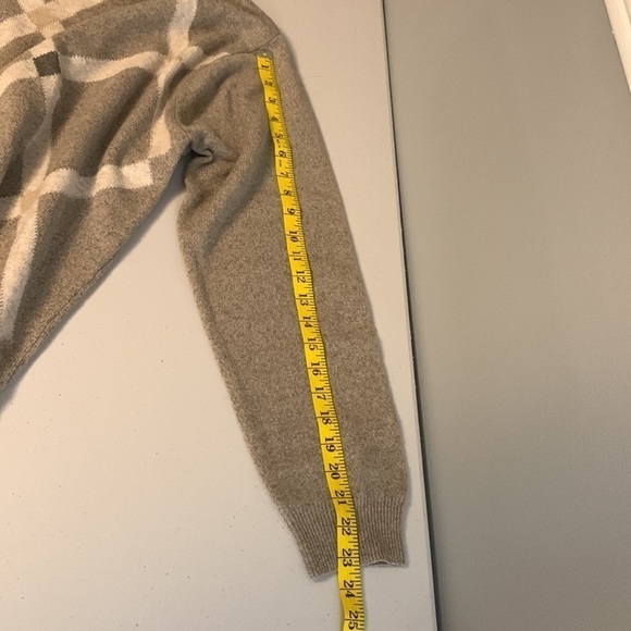 Marks & Spencer Lambswool Sweater - Picture 12 of 12